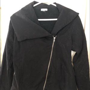 Thyme and Honey.  Light black jacket